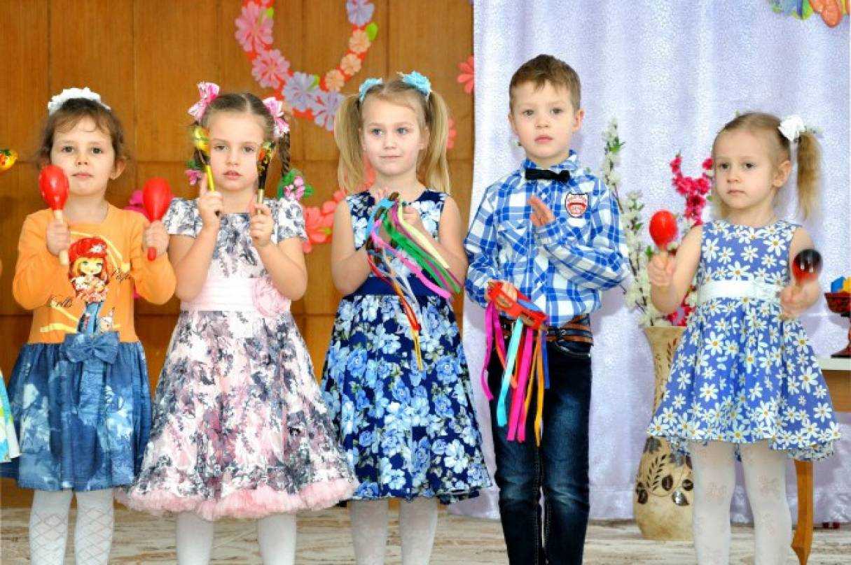 Красивые открытки на 8 марта своими руками. топ - 10 идей с фото