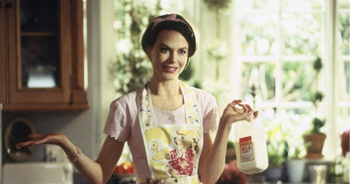 Серебряная ложка на первый зуб - в чем смысл традиции