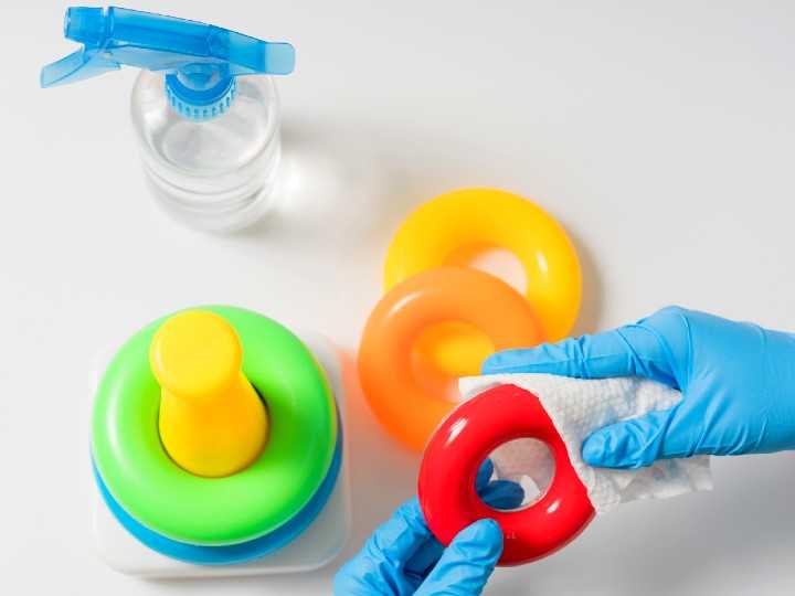 Уход за детскими игрушками: об этом должна знать каждая мама