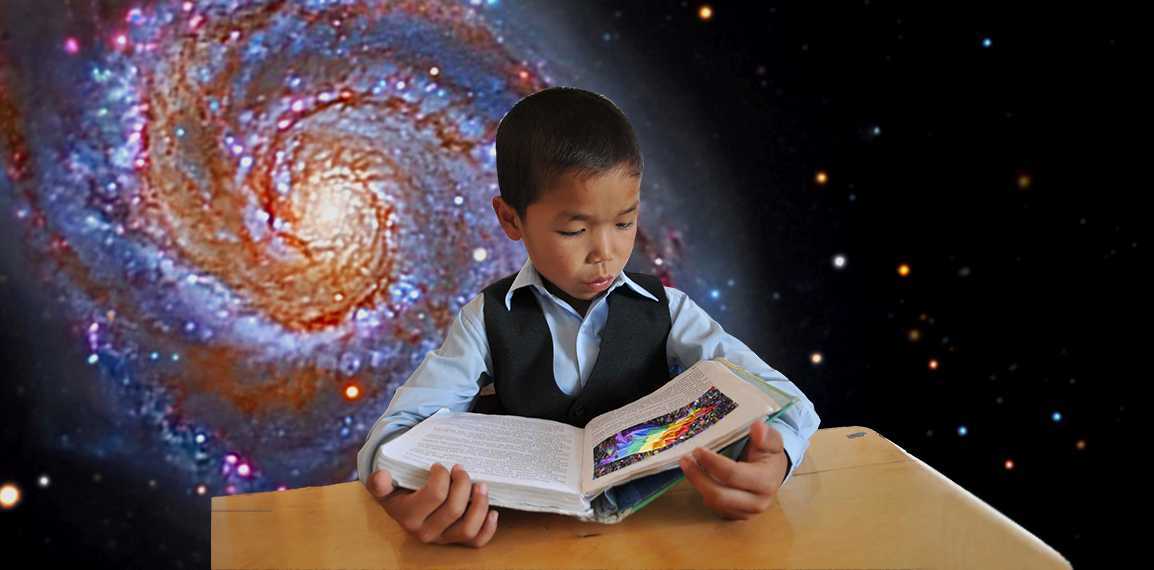 10 звёзд, учившихся в одной школе: вместе прогуливали и ссорились из‑за парней