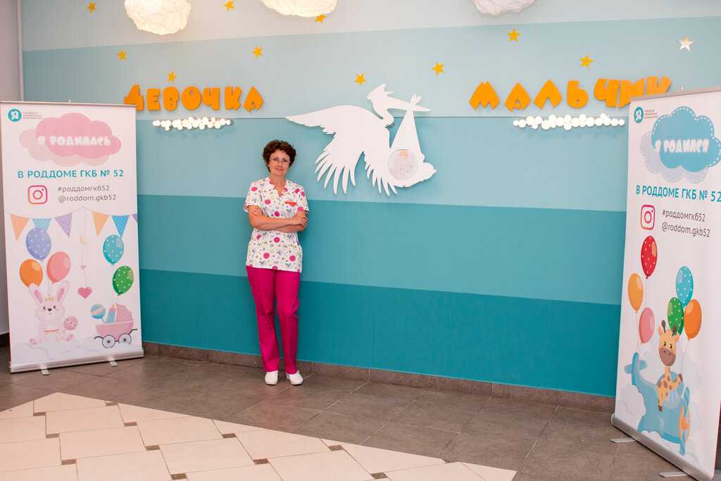 Девочка из ниоткуда: в подмосковье помогают яне, которая была под замком у матери