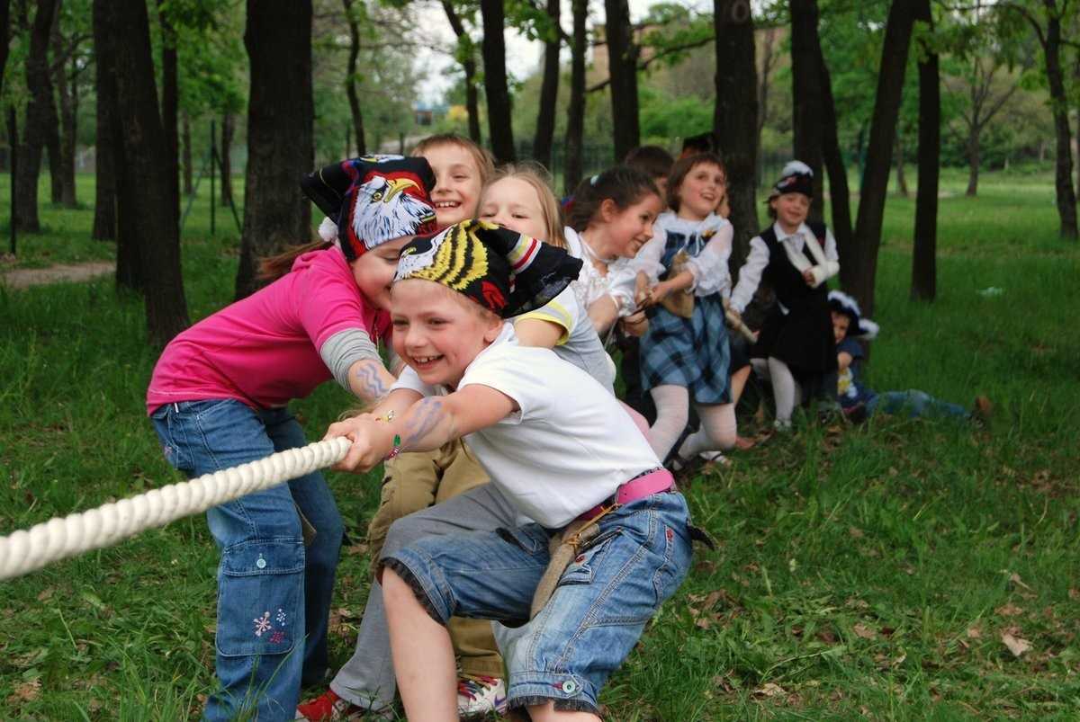 Игры для лагеря: необычные соревнования. в помощь вожатому