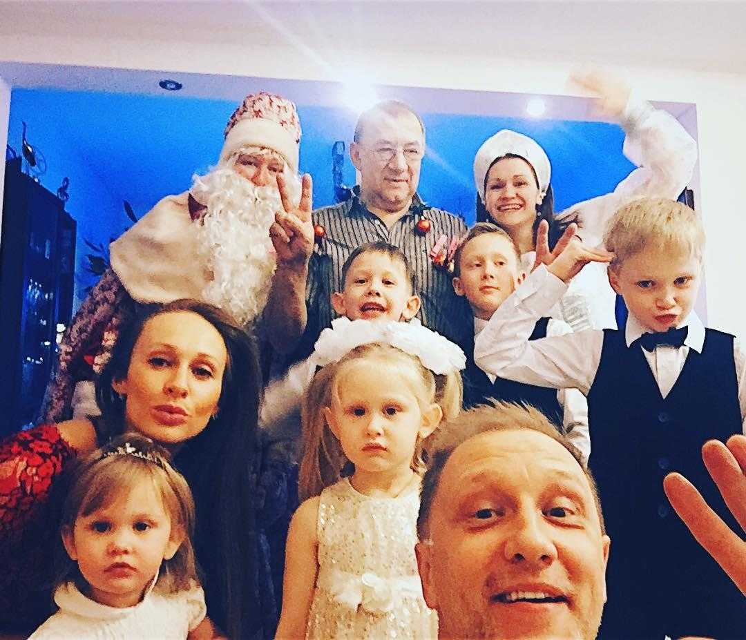 Глеб горобченко биография личная жизнь