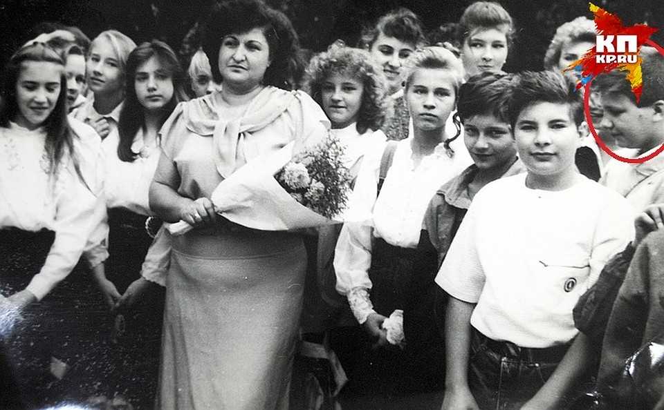Вера брежнева отметила 40-летие необычной фотоссесией, поклонники восхищаются и не понимают, как ей удается выглядеть на 20