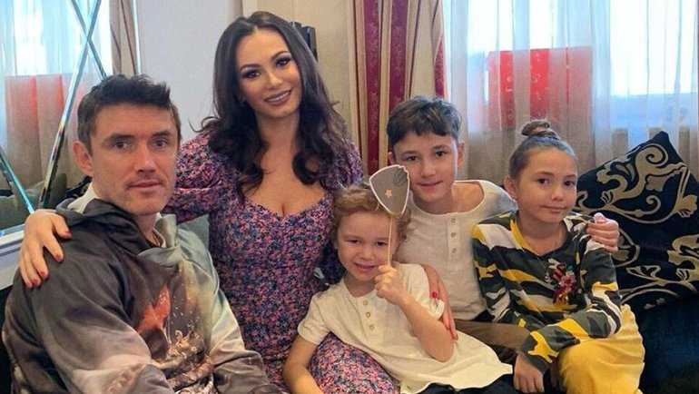 Инна жиркова: почему некоторые мужчины не любят, когда у них рождается дочь. инна жиркова - «комсомолке»: «я горжусь, что могу изменить чьи-то жизни к лучшему! сколько лет инне жирковой