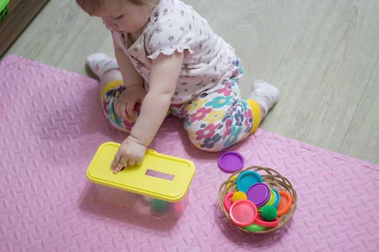 Во что играть с ребенком 1-3 лет