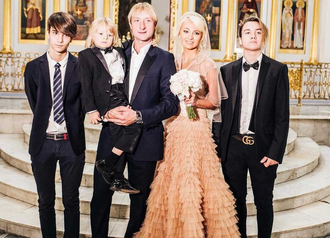 5 детей известных людей, которые пошли по стопам родителей